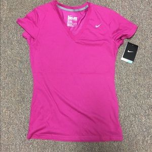 NIKE Dri-Fit Short Sleeve Workout Shirt